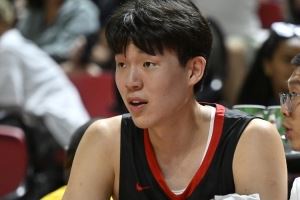 半场仅得1板1助!孔德昕:对位波斯特和霍福德都让杨瀚森好难受